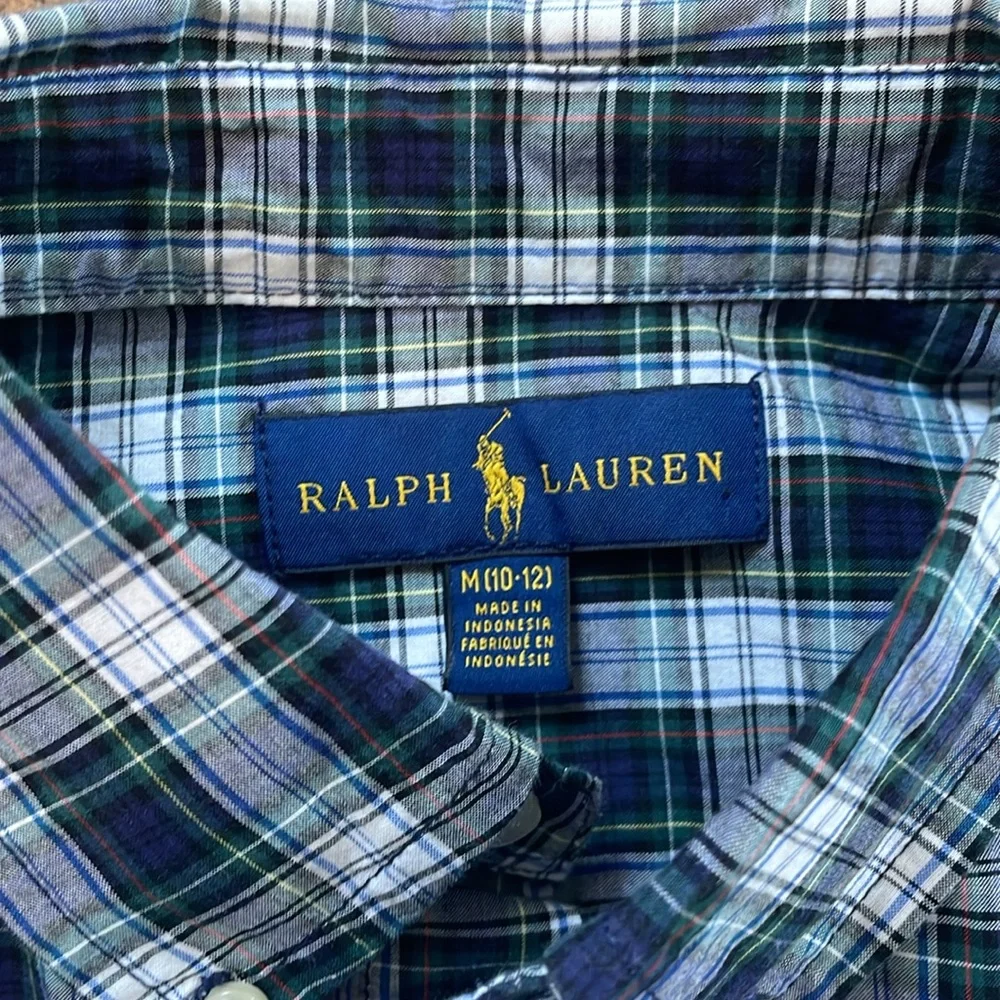 Boy’s Ralph Lauren Button Up/Button Down Shirt. Size Medium 10-12. Like New.